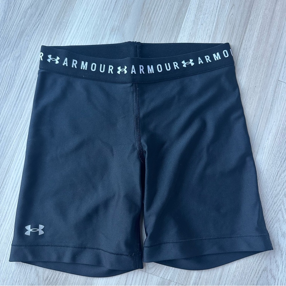 Under Armour Women's Black Athletic Shorts